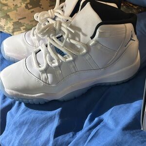 Jordan 11 Colombia High-Top Basketball Sneakers 7y
